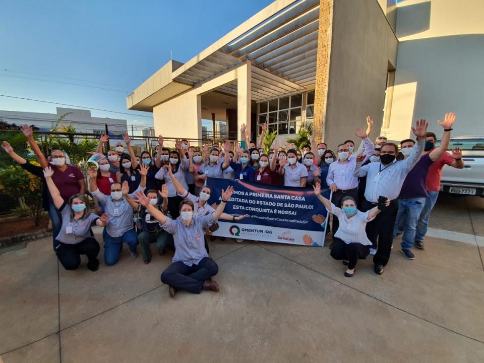 Foto 3 de 3 — Santa Casa de Araraquara conquista certificado de excelência internacional
